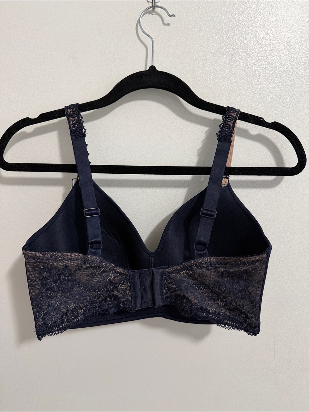 NWT Wacoal Navy Blue Wireless Bra Lace Womens 34G
